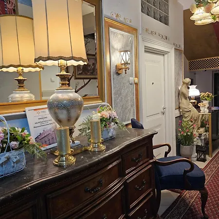 Luxury 17 Apartament